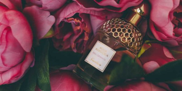 labels of the perfume